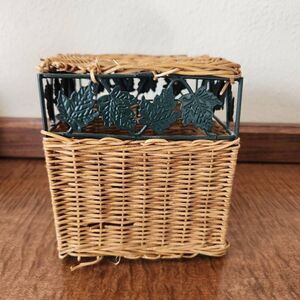 Vintage brown wooden wicker tissue box dispenser metal leaf foliage rattan